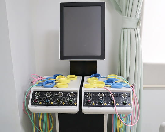 干渉低周波治療器